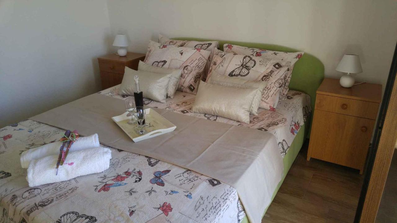 Vera Apartment 1 Rogoznica  Habitación foto