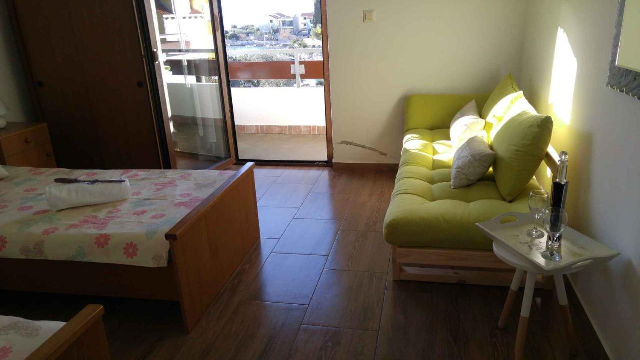 Vera Apartment 1 Rogoznica  Habitación foto